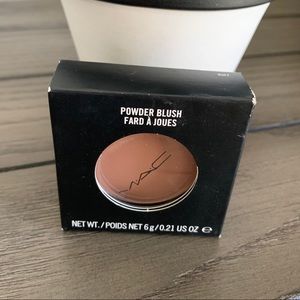 MAC Powder Blush in Buff
